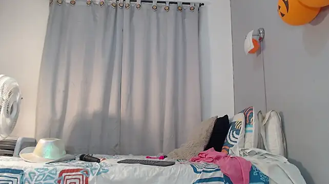 Britanny_W - Fucking pussy very hard with torso💦