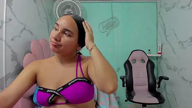 Maylin_horny19 - FLASH ASS MORE SPANK ASS