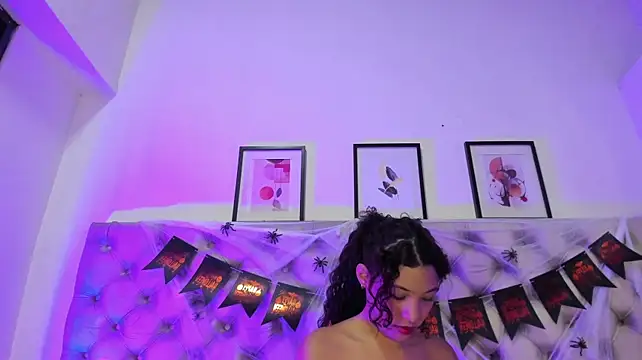 ChantalHans - Ride dildo F back😘