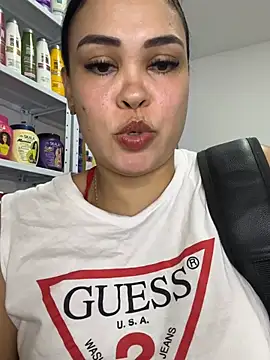 FOX_LATINA - Fingers in pussy