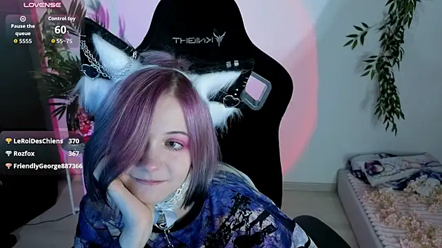 Hikkacat - stand doggy and spanks (=^ω^=)