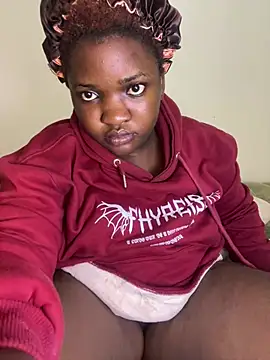 Sweet18creamybigpussy - MAKE ME CUM DADDY