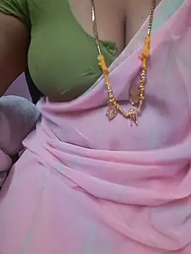Tamil_Ammani - Boobs show😜😜😝🥰🔥🔥🔥