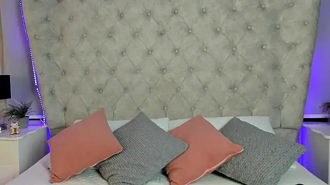 Cristina_Bss - PLUG IN ASS