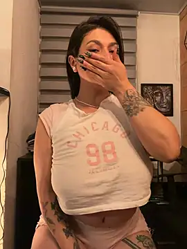 Magenta_Moon