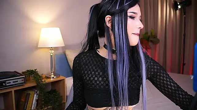 SpicyKaisy - Strip + COMPLITELY NAKED