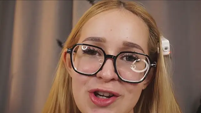 JackelineSwanda - 💖free up my boobs💖
