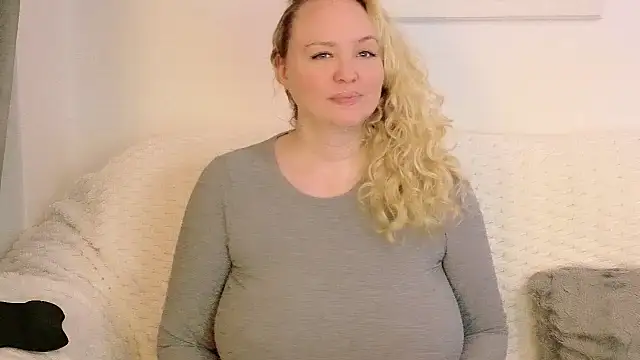 Sarah4you - make my day or cum @ goal :)