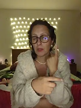 Hotbrunettemass - Banho 🚿 com óleo 🪔 oilBath 🫠