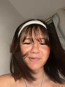 Ivi_sunny - ᰔ Flash tits + Ahegao + saliva ᰔ