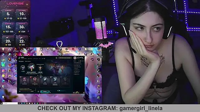Gamergirl-Linela - LT Gets Shower Video