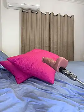 PeachChampagne - Pussy fisting + 2 vídeos LT 🎁