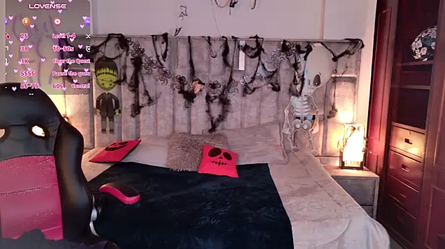 Nyxie_tk - Fingeirng my pussy wiht lush inside