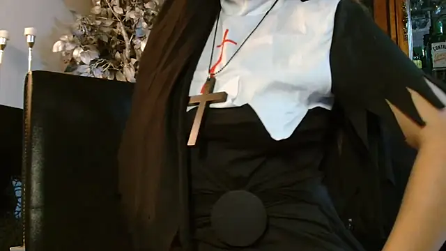 3littles - wets the nuns' panties /off