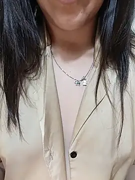 Maia_0 - Spank hard + Open ass