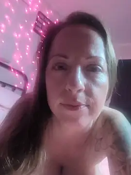 SashaSC3 - Get me to 700tk and I'll ride my dildo
