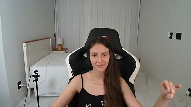 Upssnowy - show boobies