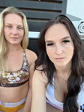 Kate-Paul - Spread our naked asses in your face 😈💋