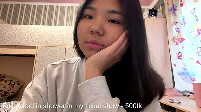 JohannaMickiewicz - Flash my sexy ass