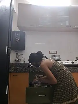 Mini-cutie - 2 fingering in ass pussy