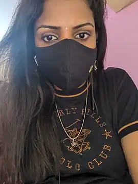 Tamil_Riya143 - Boobs oil massage show