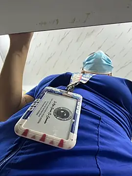 Daniela-sexy - fnaked in the doctor's office