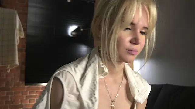Coco_schanel - bounce my boobs highly