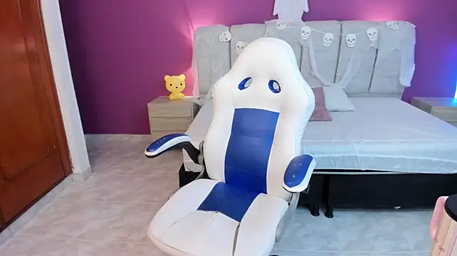 Littlee_Noemi - Masturbation until cum 🤤🍆🌸