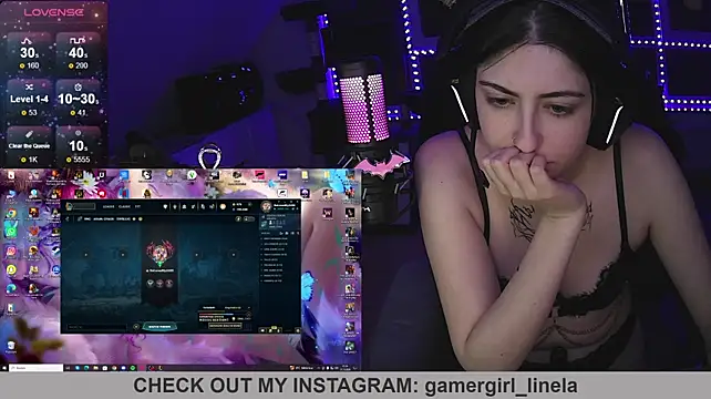 Gamergirl-Linela - LT Gets Shower Video