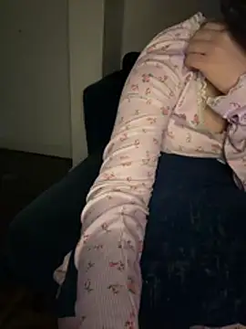 Watiin - جايه ادردش معاكم بس 🤣🫢