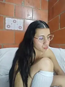 Amanda_x1 - Spank in my pussy