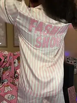 TikaMoonX - OIL MY TITS AND GET NAKED🎃