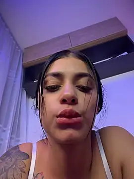 AlannaEvons - Our cum on your face 💦😈