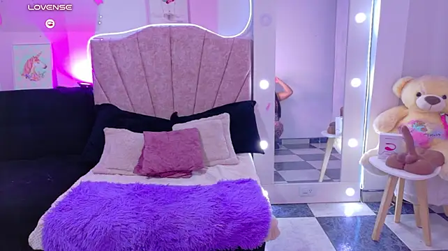 Sara_Blum - plug my ass+ oli body