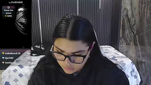 Melany_rouse18 - SUCK DILDO AND CLIP TITS