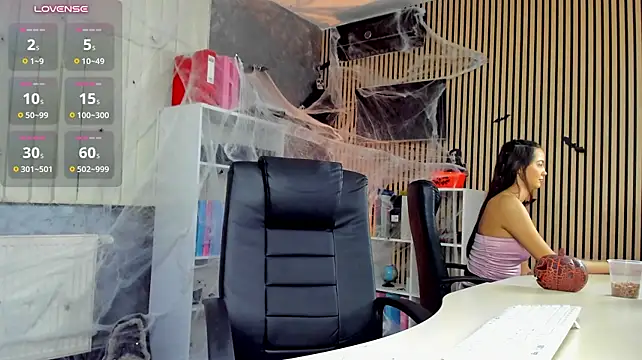 OfficeGirls - make my kitty soaked time🌊💦