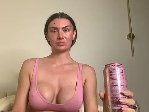 TheFitFreak - Show pussy and rub clit