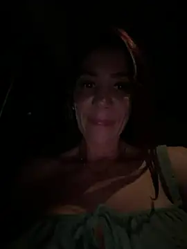 Zelyramonvielly - 😈NAKED & PLAYPUSSY💦RISK IN BAR