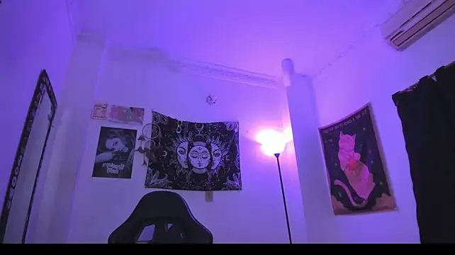 __Aishaa__ - NAKED + PLUG ANAL