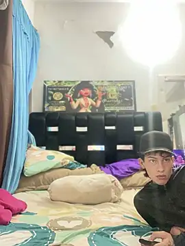 Pride_couple's Live XXX Chat