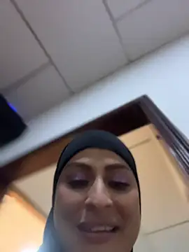 Aisha_k - 1 finger ass