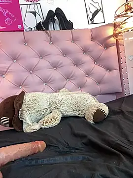 Antonella87 - 2 fingers in ass deep
