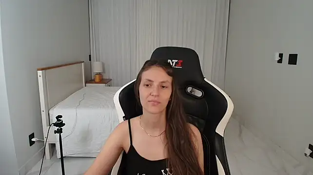 Upssnowy - show boobies