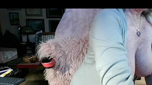 Littlepistol01 - Fuck Pussy w/ Dildo