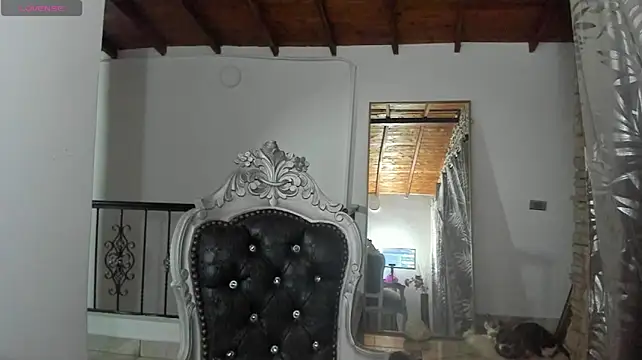 Hela_wet - show pussy