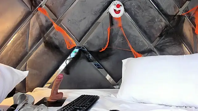 Martina_Gracex - squirt in my feet+suck