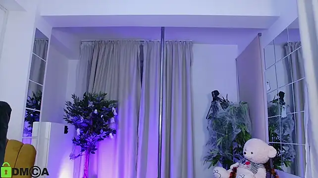 RileyRaeX - Come for the View, Stay for the Taste