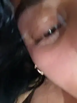 Luianna - Oil show Ass 😈 spank me