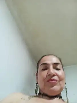 MaryRoze_ - Show tounge/enseñar la lengua
