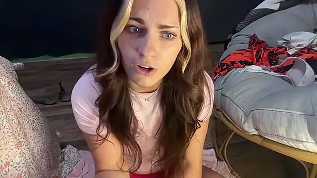 Rileybellee - panty & chair tease